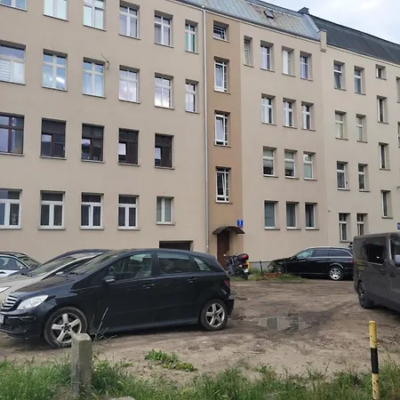 Apartament M&mbed Lakowa *